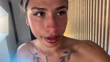 lola hot โ My oiled body ready for your pleasure