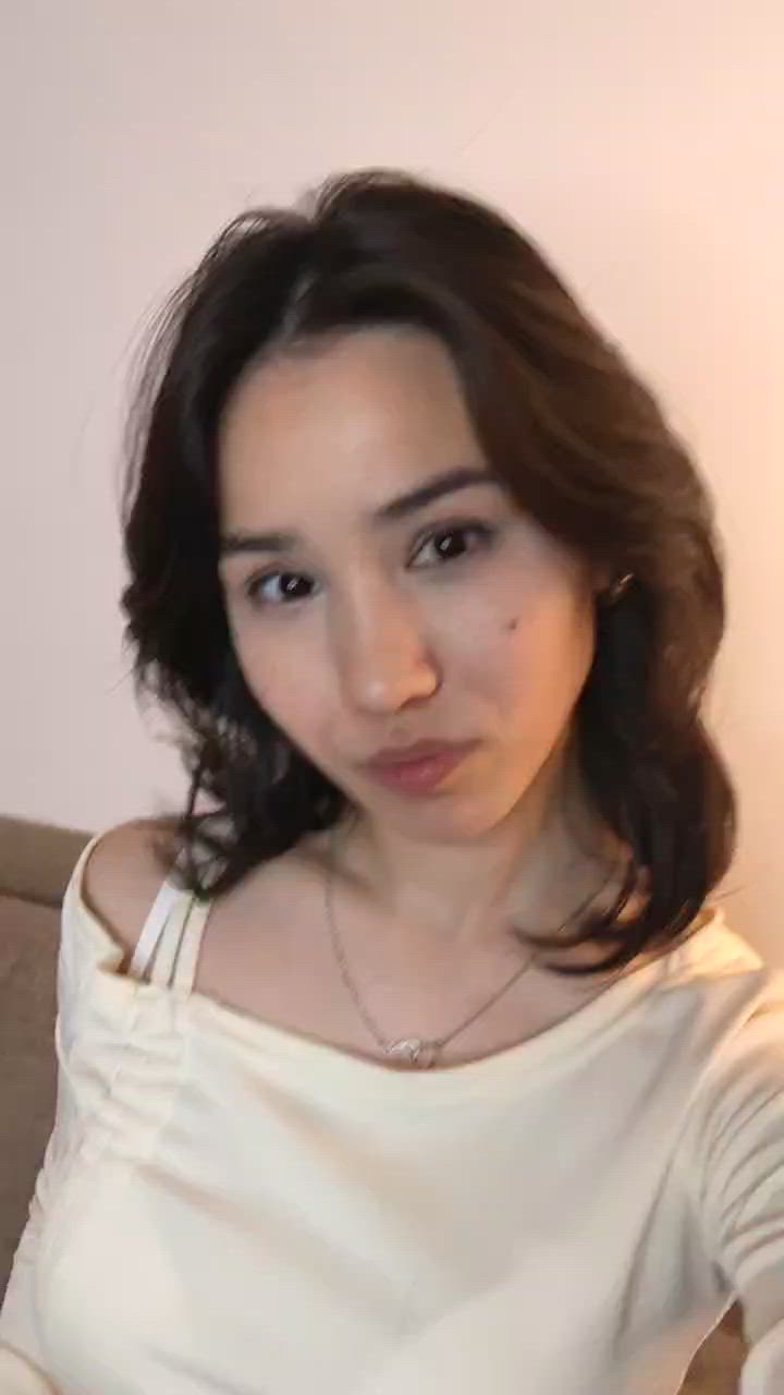 <3