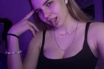 <3