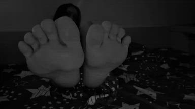 legs/feet