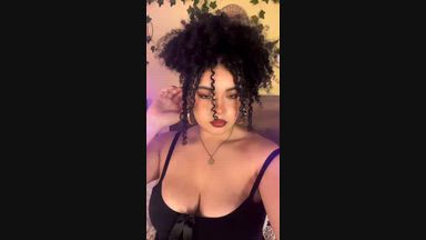 💋