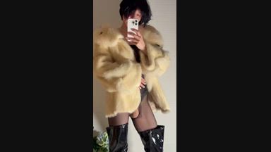 boss misha โ Fur and heels
