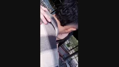 kiss