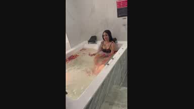 jacuzzi