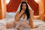 Honeymoon Vibes