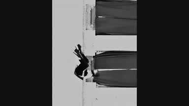 look how im flexible ^^