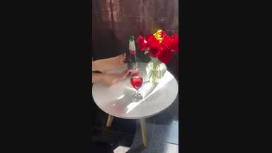 🦶🌹