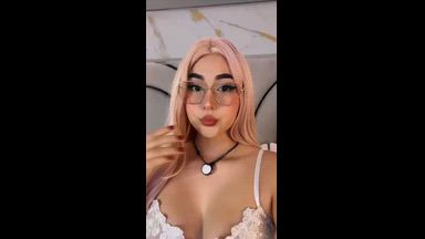 dolll aria — Pretty girls do it better 😘