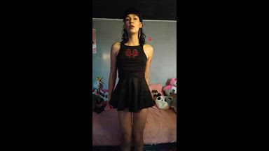 Trans Goth mommy masturbates