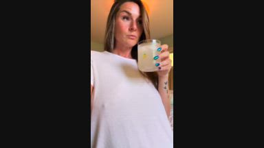 💋