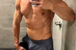 Gym Selfies