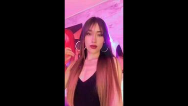 Tell me what do you like most about me? 🍑💦