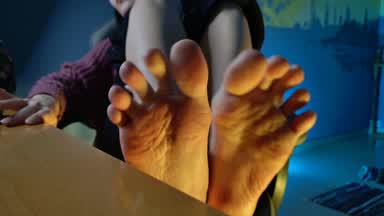 My BareLegs & Feet Soles Close Up
