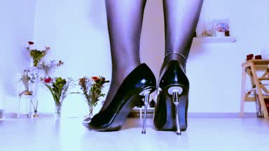 Walking on my metallic High Heels