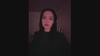 <3