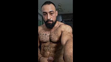 Hairy body stroke and cum