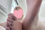 faceless feet