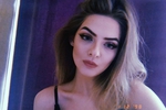 meet me in selfie