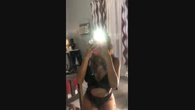 TRIXIE ROOM