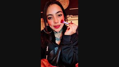 I'm feeling cute, hot, and dangerous. 😈💄