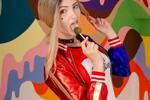 olivia westsun โ Come to play with Harley..)