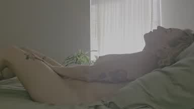 I make myself cum watching porn