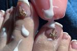 CUM MESS ON THE FEET💦👣