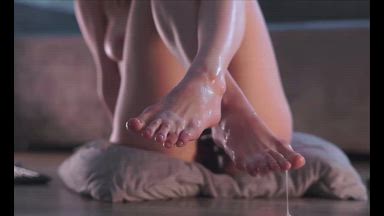 Cummy toes