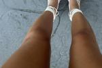 Legs + feet in wedges 👡