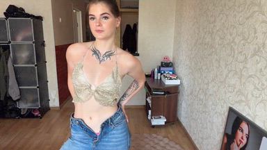 hana help me get 100 thumbs up :) โ You may touch it