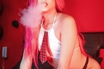 <3