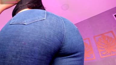 moving my fat ass in jeans