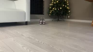 First gift for you <3