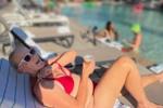 Cum hang with me at the pool!