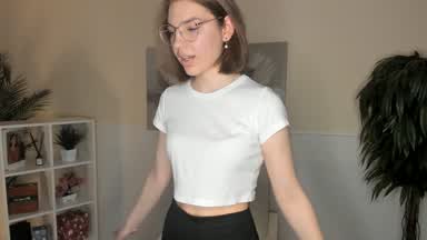 :3