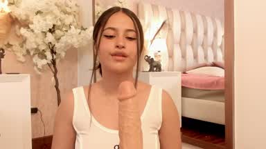 spitting and sucking your cock 🙈