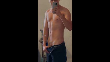 Cam