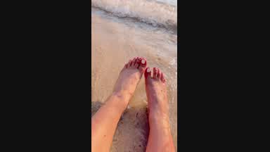 Sensation of the Sea on my feet 💕💕