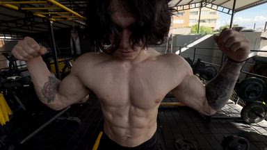 Flexing at the gym - Freed
