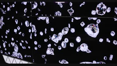 Let me be your diamond. Diamonds everywhere. 💎