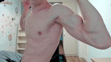 Flex muscles
