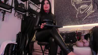 Admire your goddess!