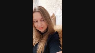cleo โ cute