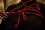 Little rope-play :3