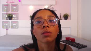 Blowjob salive + open pussy