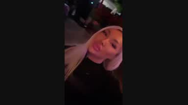 Sarahstone_