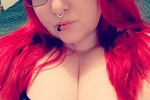Just a slutty goth gamer girl