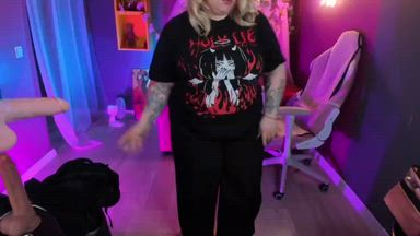Foreplay, dancing and a hot ending!
