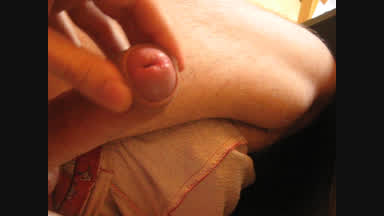 Quick wank and cum