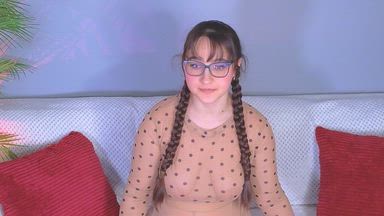 i'm tearing my pantyhose and play with my pussy un